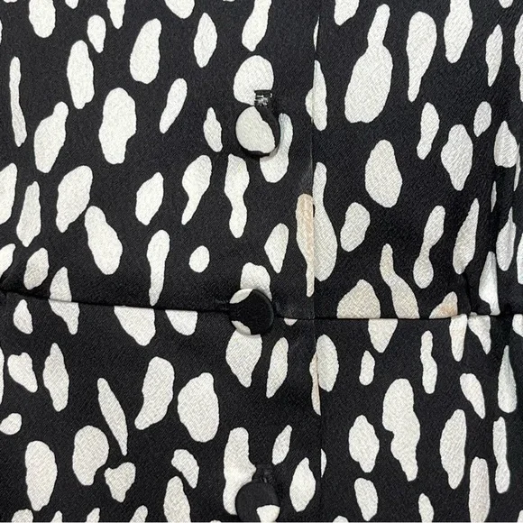 J Crew Long Sleeve Peplum Button Front Top in Printed Satin Crepe Size 2 - Picture 8 of 12